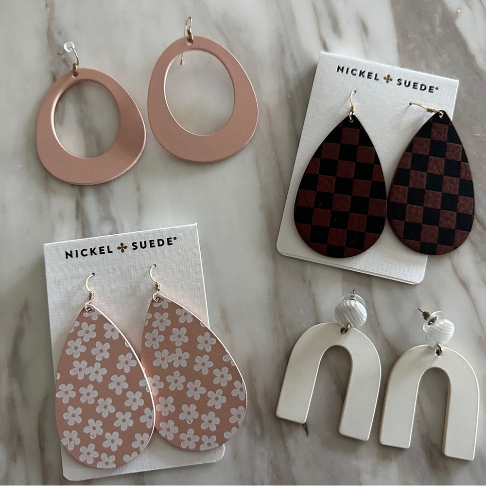 Nickel & Suede Neutral Earring Set